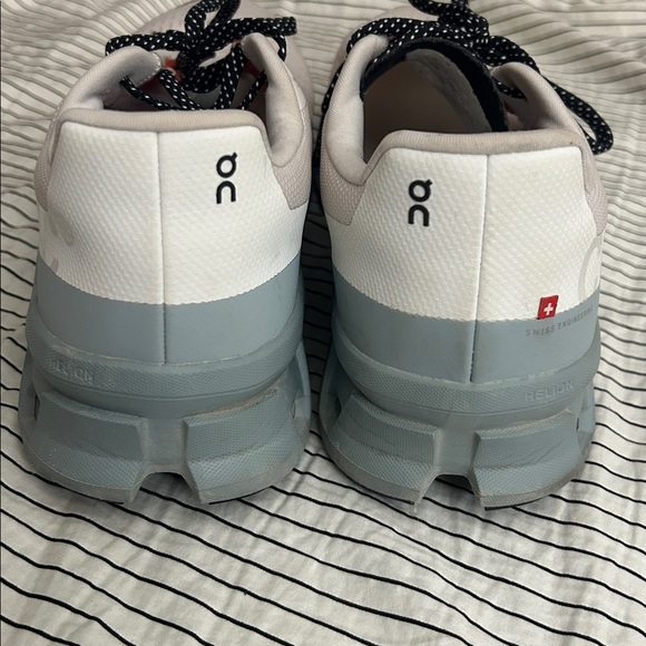 On cloud monster  2 Running White and Blue Sneakers with Red Accents - Picture 3 of 12